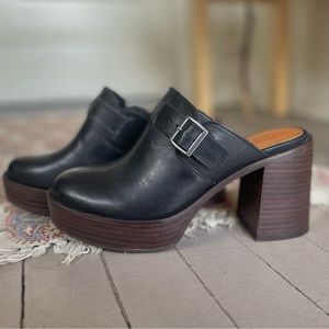 Lucky Brand Platform Mule Sz 6